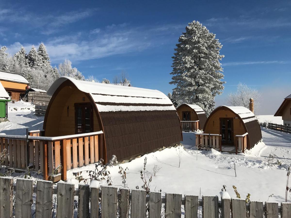 Glamping Park Hotel Moenichkirchen Bagian luar foto