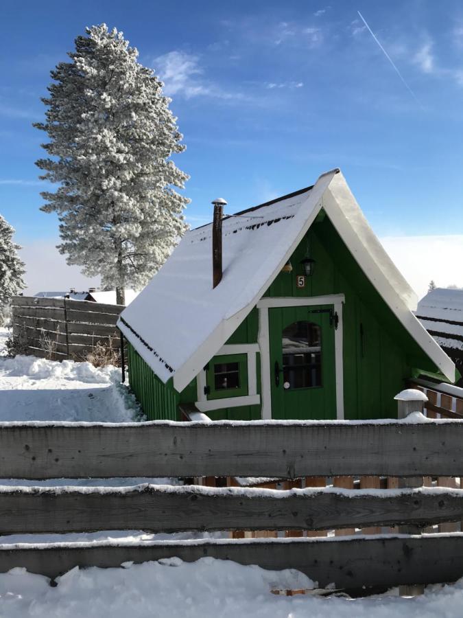 Glamping Park Hotel Moenichkirchen Bagian luar foto
