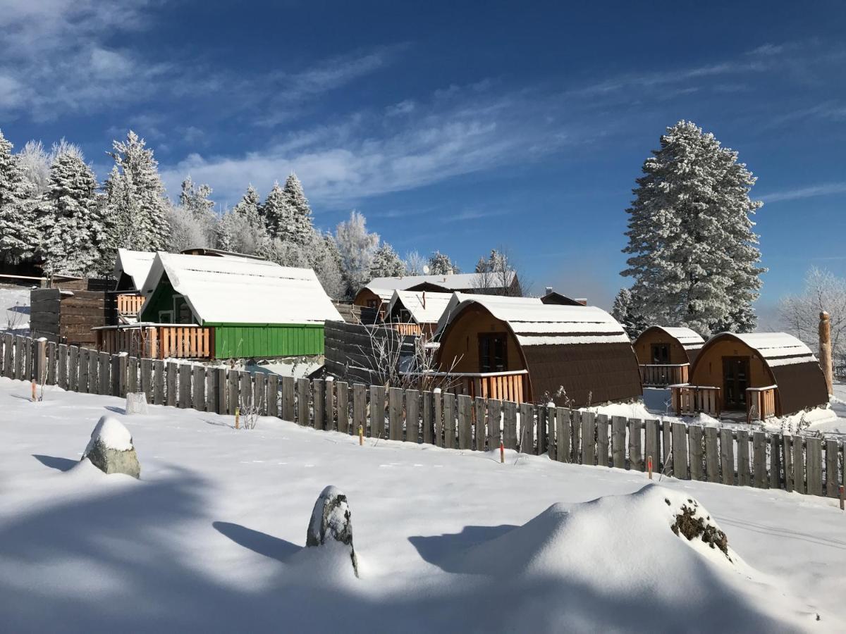 Glamping Park Hotel Moenichkirchen Bagian luar foto