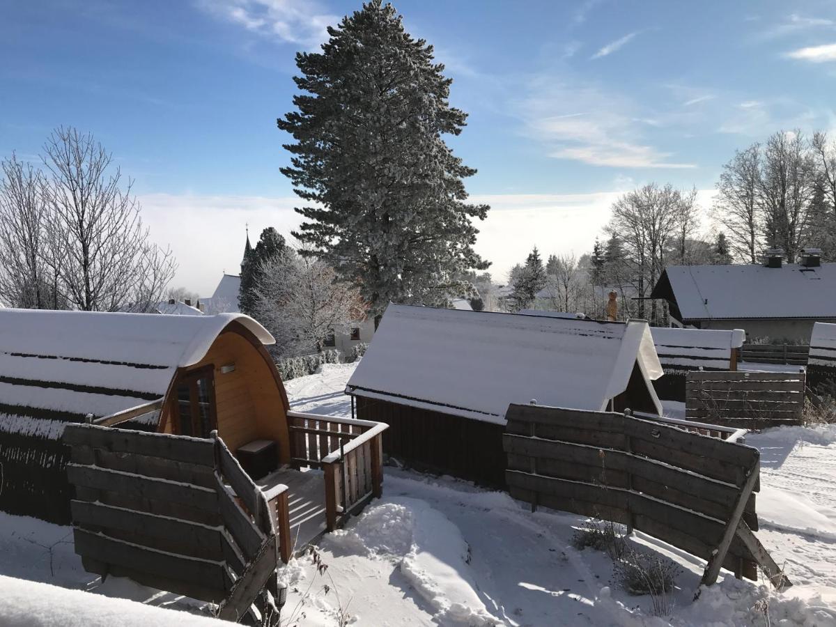Glamping Park Hotel Moenichkirchen Bagian luar foto