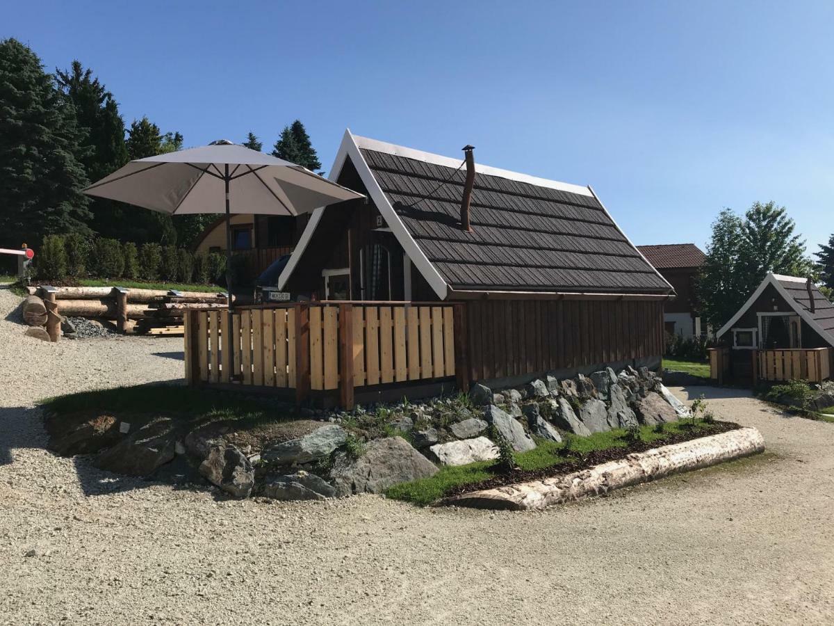Glamping Park Hotel Moenichkirchen Bagian luar foto