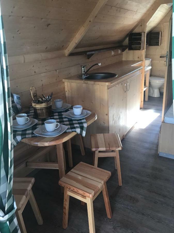 Glamping Park Hotel Moenichkirchen Bagian luar foto